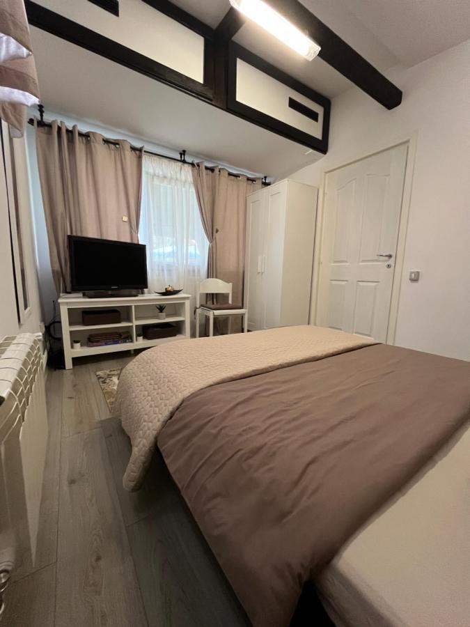 Вилла Charmante Petite Maison Transylvanie Сэчеле Экстерьер фото